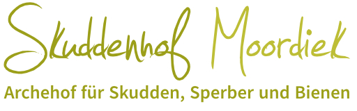 Logo vom Archehof Moordiek Skudden Sperber Bienen